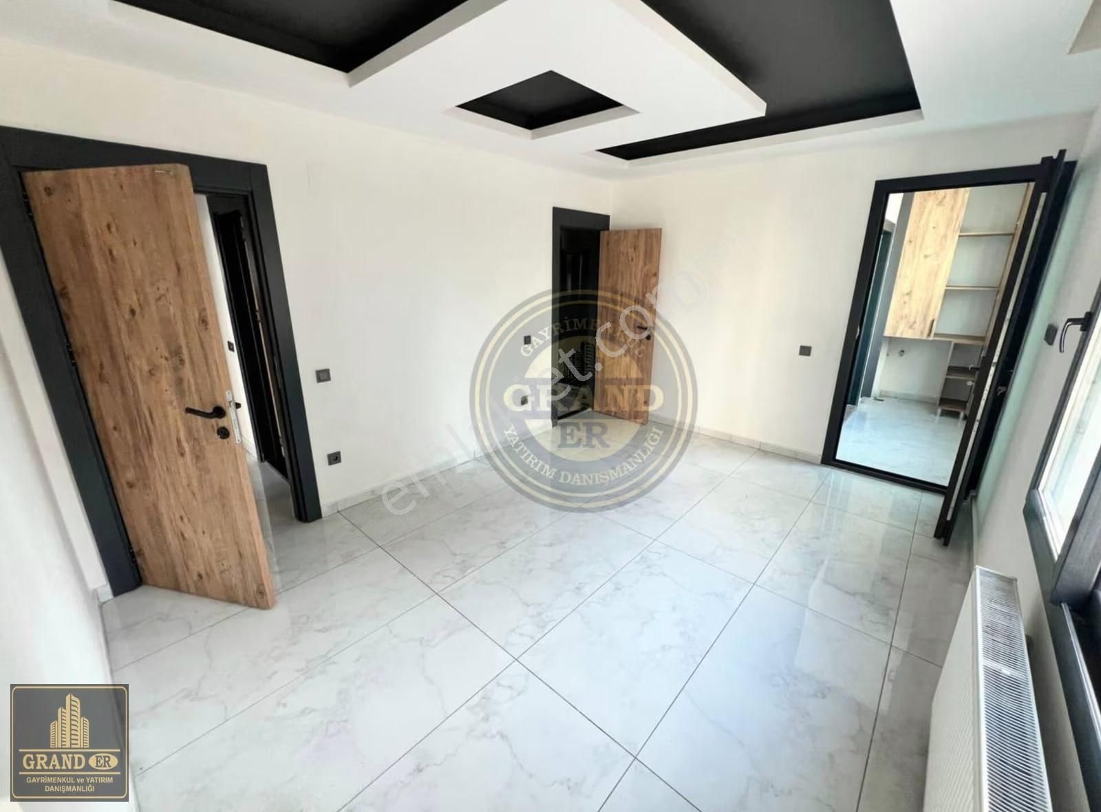 Mezitli Akdeniz Mah.de Her Kat Tek Daire Satılık 3+1 Daire - Görsel 4