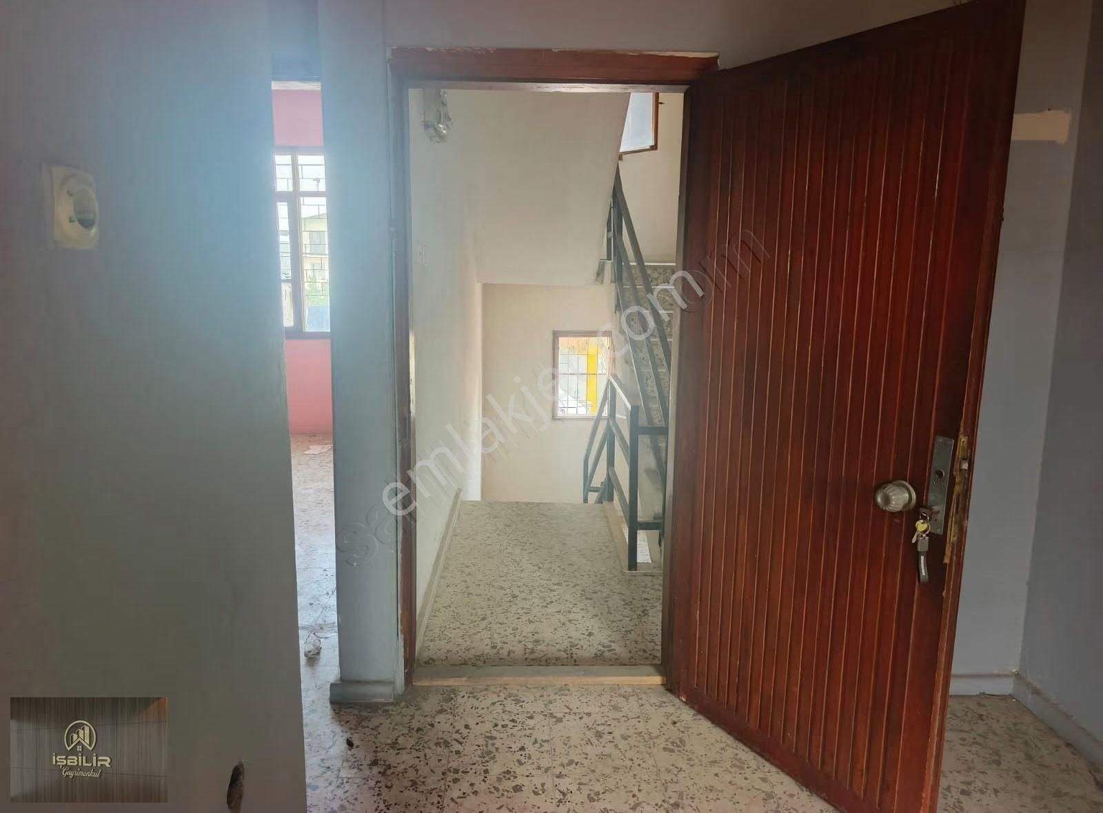 Şakirpaşa Mh Malazgirt Okulu Karşısı 3 Katlı Müstakil Ev - Görsel 8