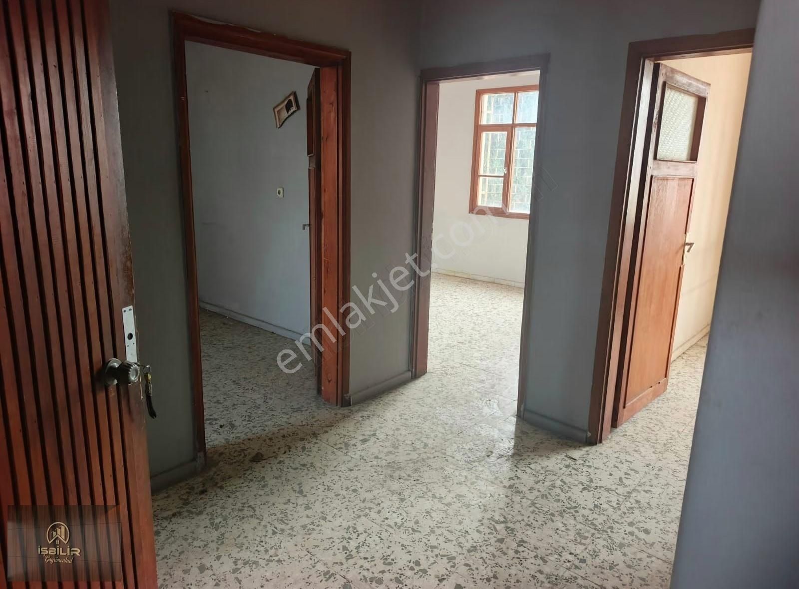 Şakirpaşa Mh Malazgirt Okulu Karşısı 3 Katlı Müstakil Ev - Görsel 12