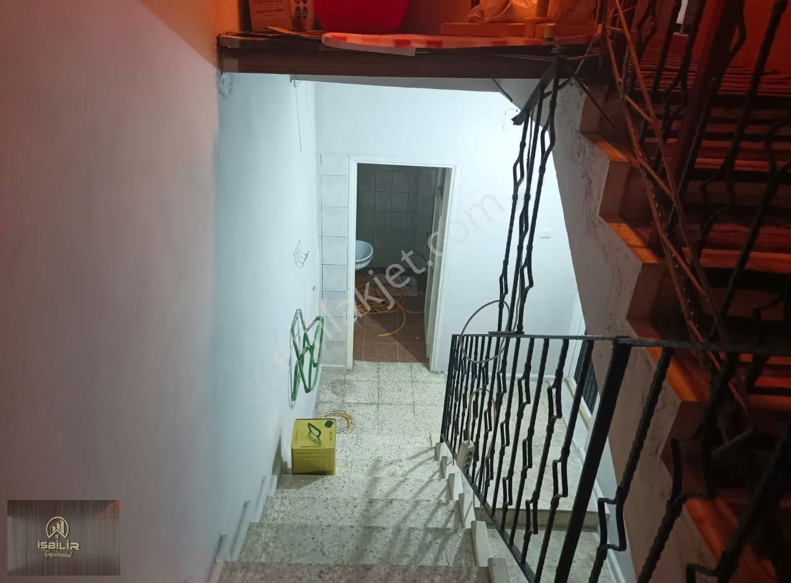 Barış Mahallesinde 2 Katlı Müstakil Ev - Görsel 17