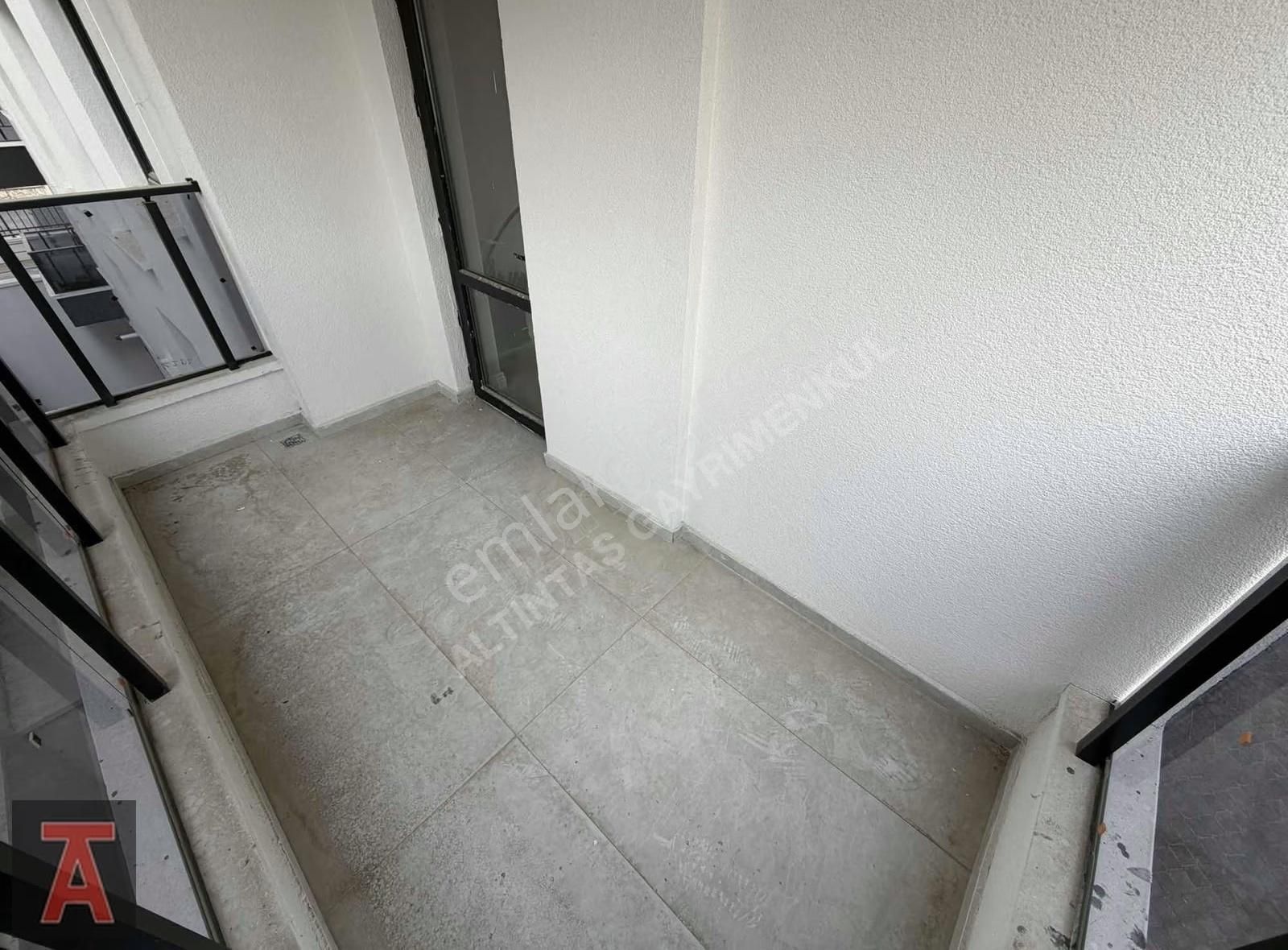 Elvan Mah'de Merkezi Lokasyonda 2+1/3+1/4+1 Sıfır Daireler - Görsel 5