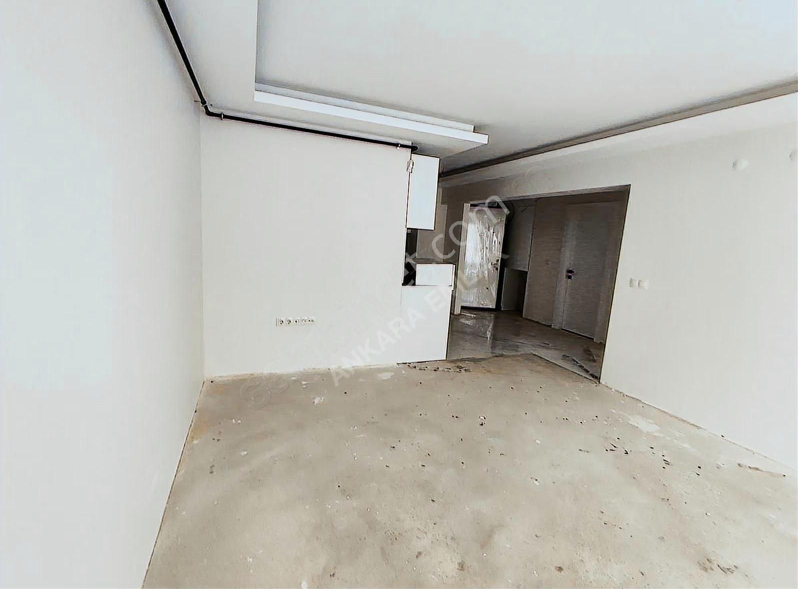 Ankara Emlaktan Esatta Yeni Bina Arakat Kapalı Garaj 2+1 Satılık - Görsel 8