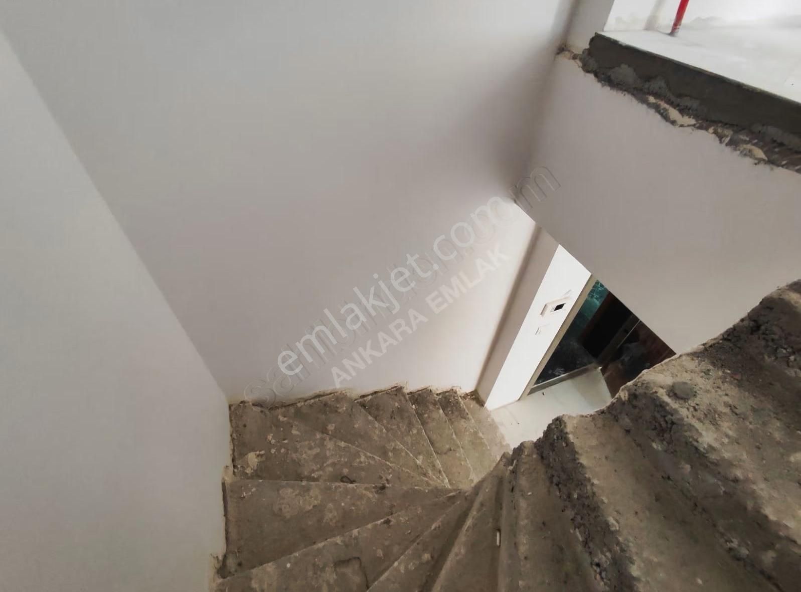 Ankara Emlakta Esatta Yeni Binada 3+1 Bağımsız Mutfak Satılık - Görsel 12