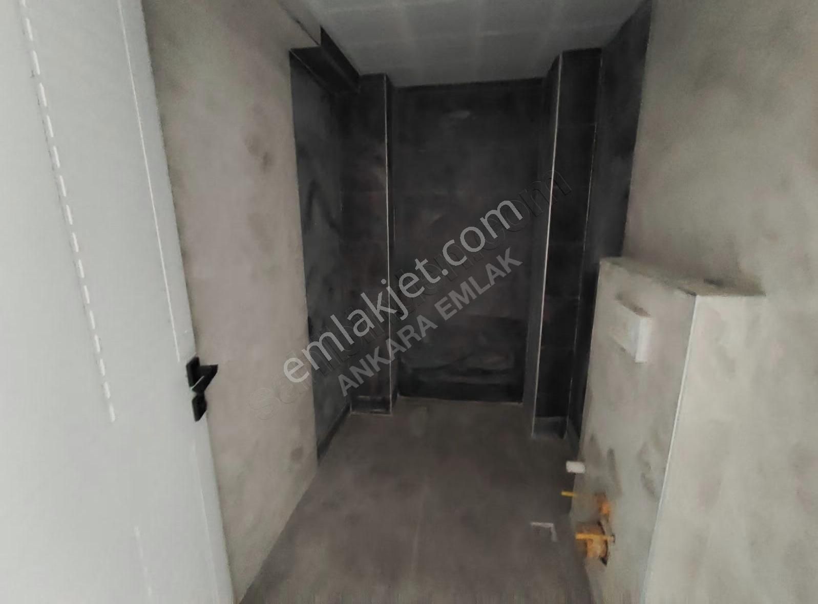 Ankara Emlakta Esatta Yeni Binada 3+1 Bağımsız Mutfak Satılık - Görsel 21