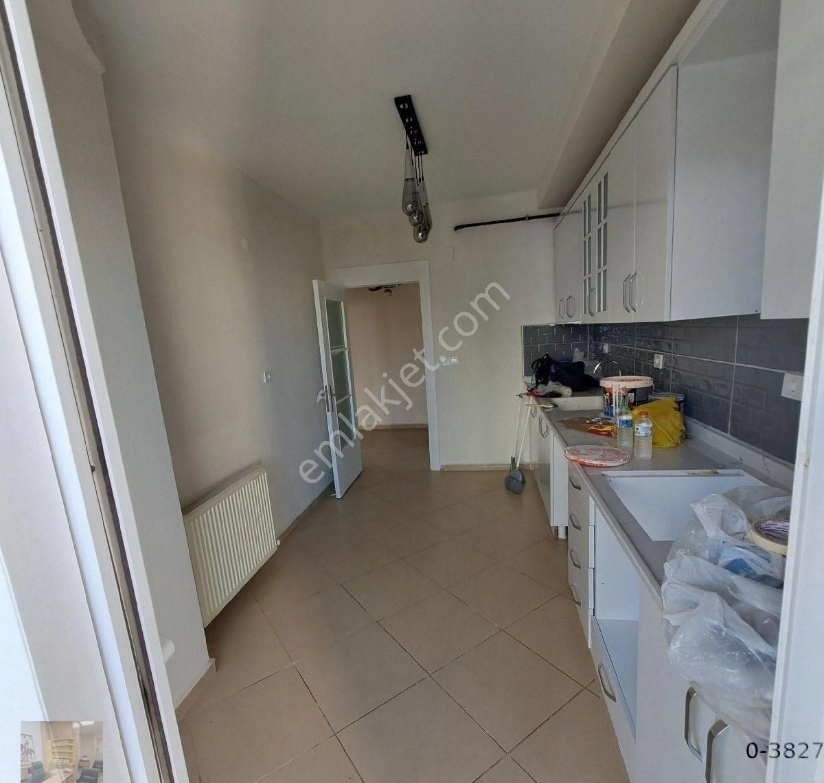 Asya' Dan Yüksek Kirediye Uygun Satılık 3+1 Davultepe 75.yıl Doğalgazlı Kafa Daire - Görsel 3