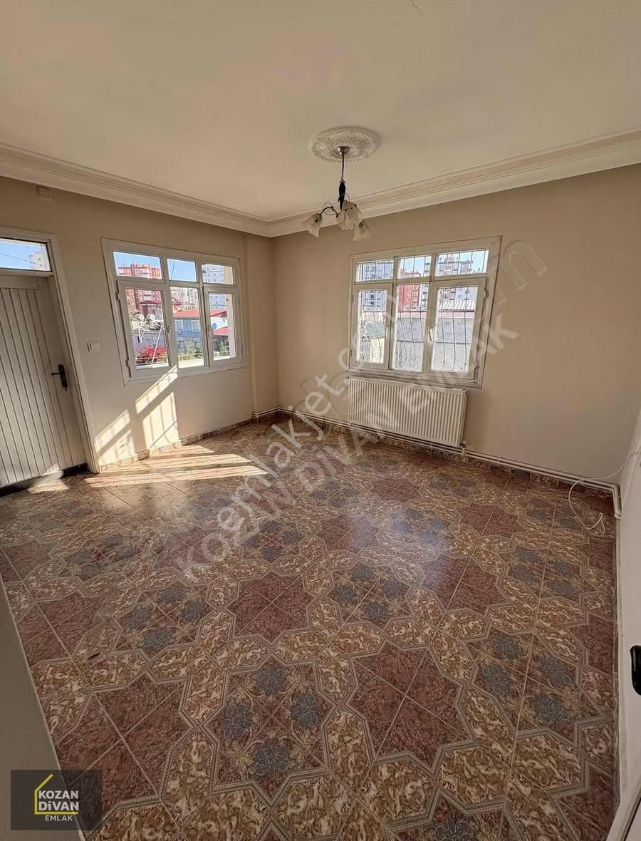 Kozan Divan Emlak'tan Stadyum Işıklarında Kombili Müstakil - Görsel 2