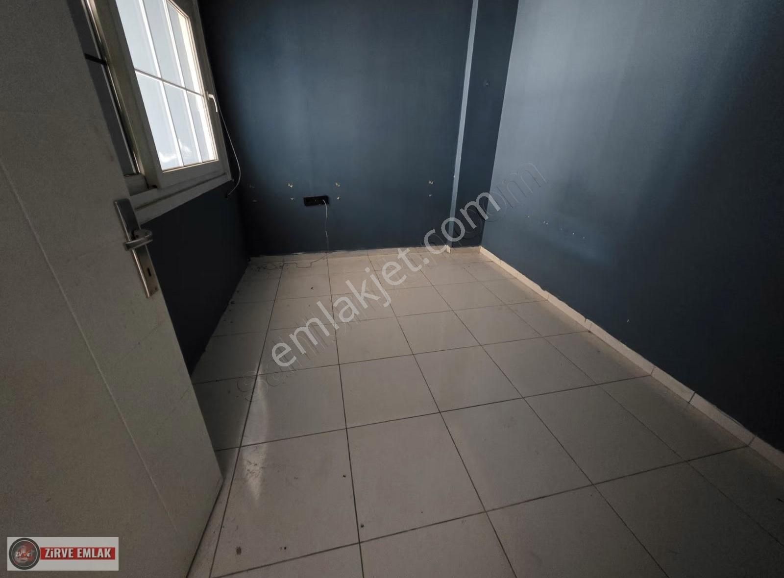 Karşıyaka Mahallesi'nde Cadde Üzerinde Satılık 55m² İşyeri. - Görsel 10