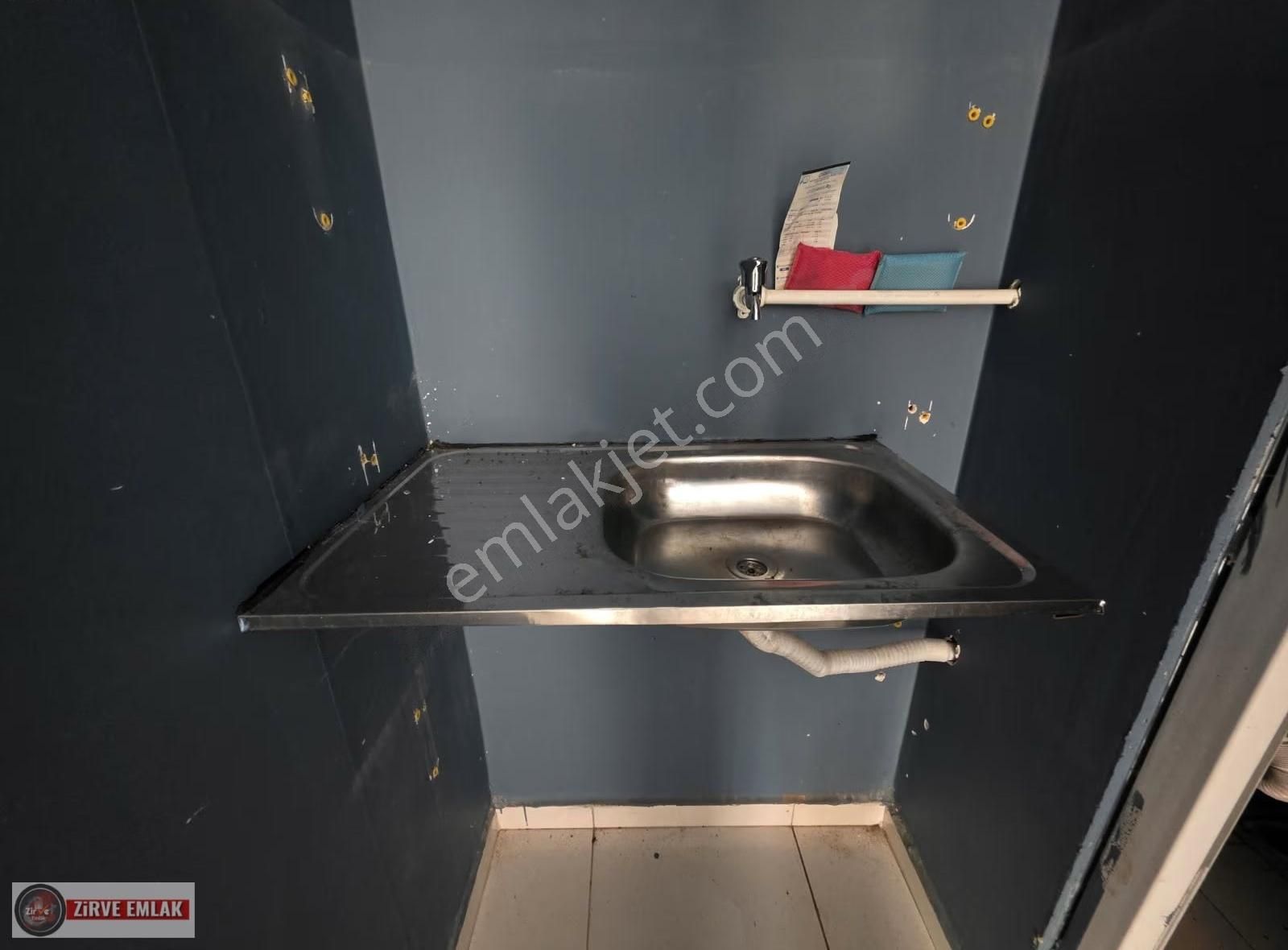 Karşıyaka Mahallesi'nde Cadde Üzerinde Satılık 55m² İşyeri. - Görsel 7