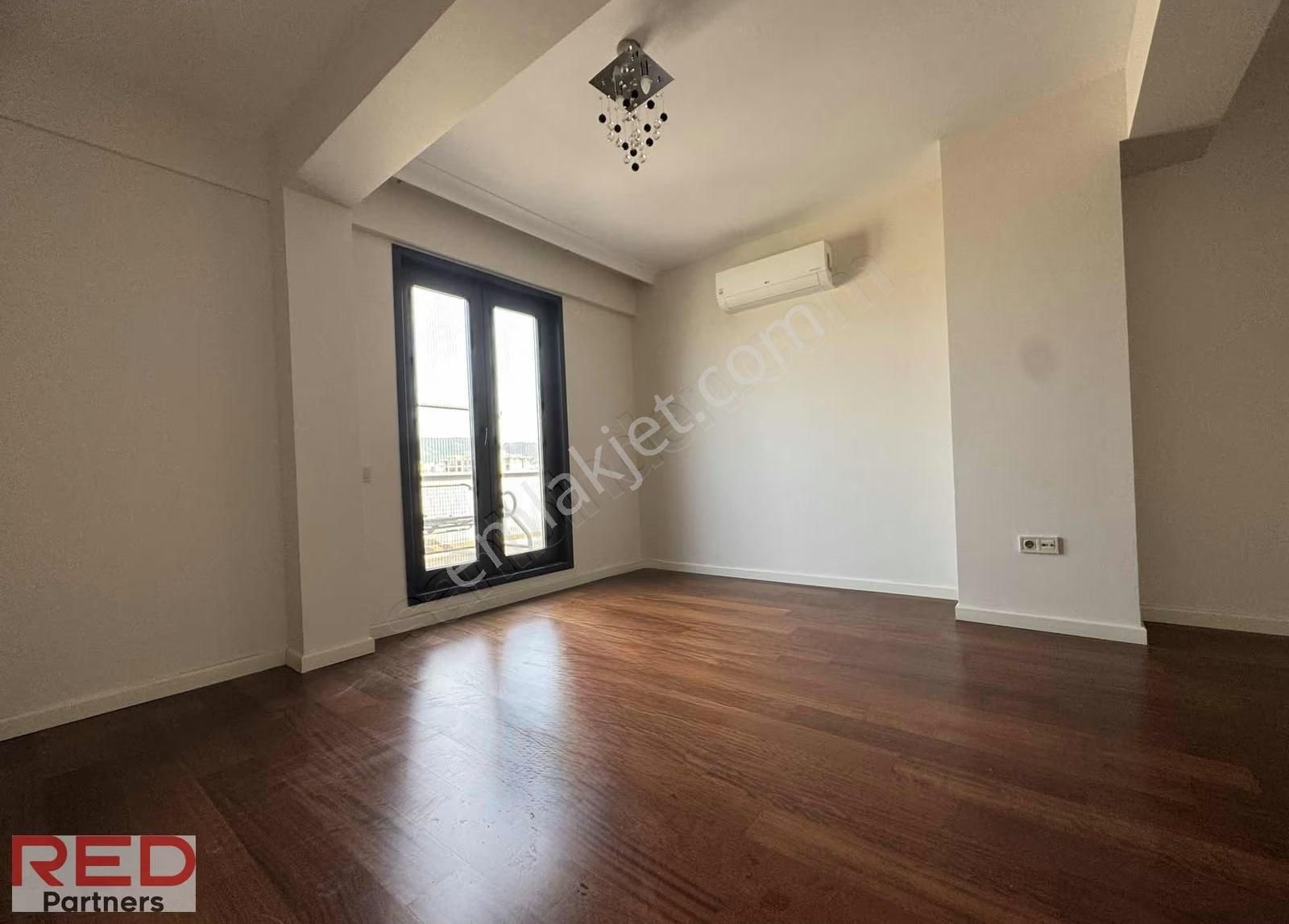 Sinpaş Liva Turkuaz'da 240 M2 Teraslı 3,5+1 Dubleks Kiralık - Görsel 26