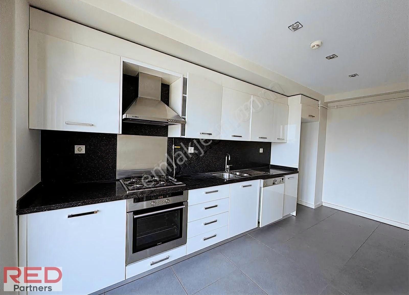 Sinpaş Liva Turkuaz'da 240 M2 Teraslı 3,5+1 Dubleks Kiralık - Görsel 30