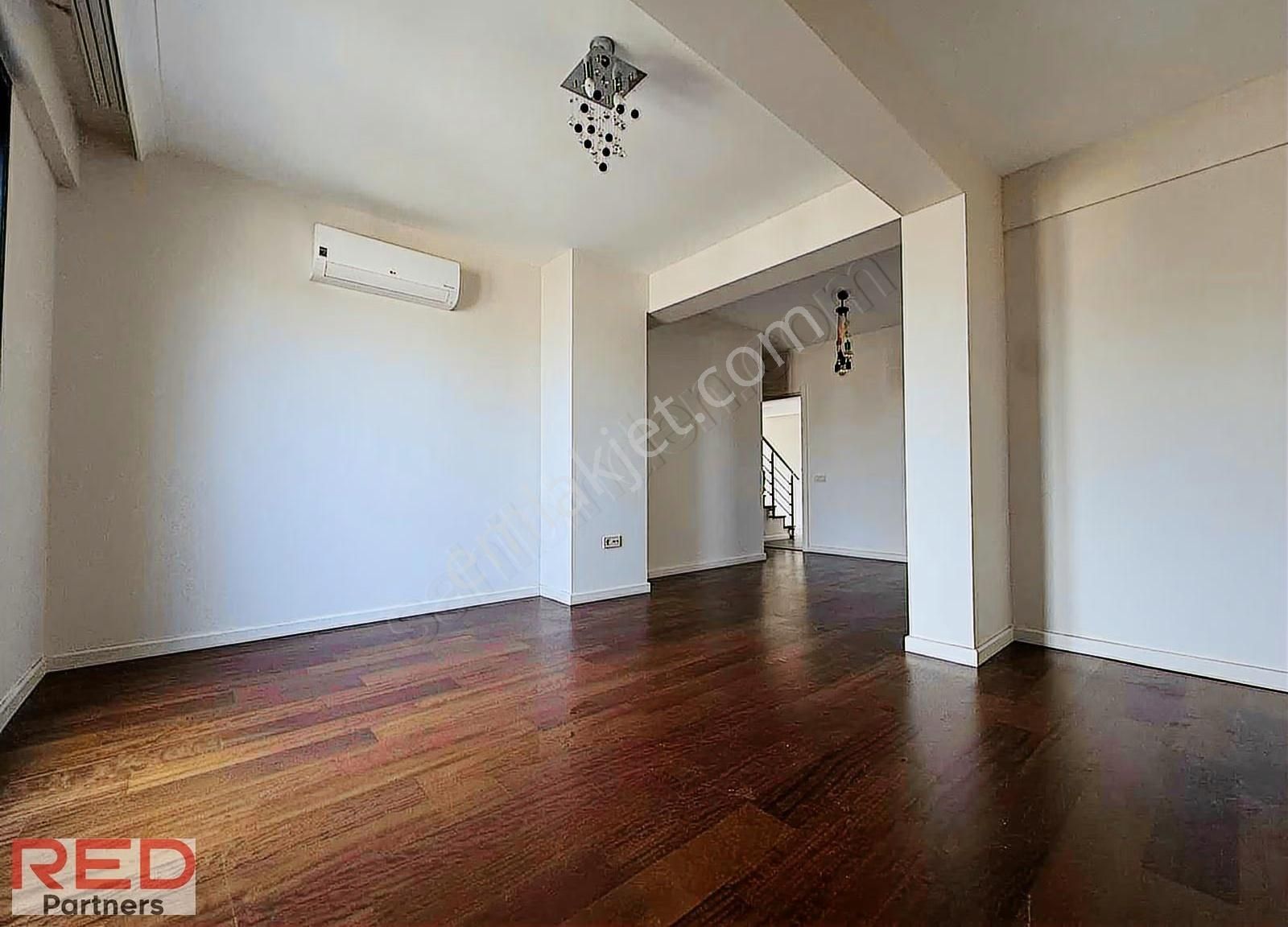 Sinpaş Liva Turkuaz'da 240 M2 Teraslı 3,5+1 Dubleks Kiralık - Görsel 21