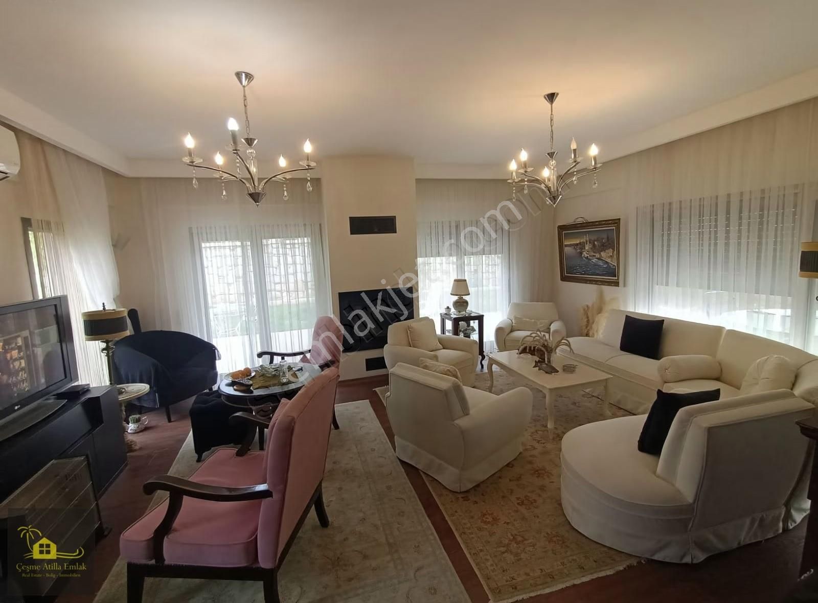 Çeşme Merkez'de Satılık Tam Müstakil 390m2 Arsa İçinde Villa - Görsel 20