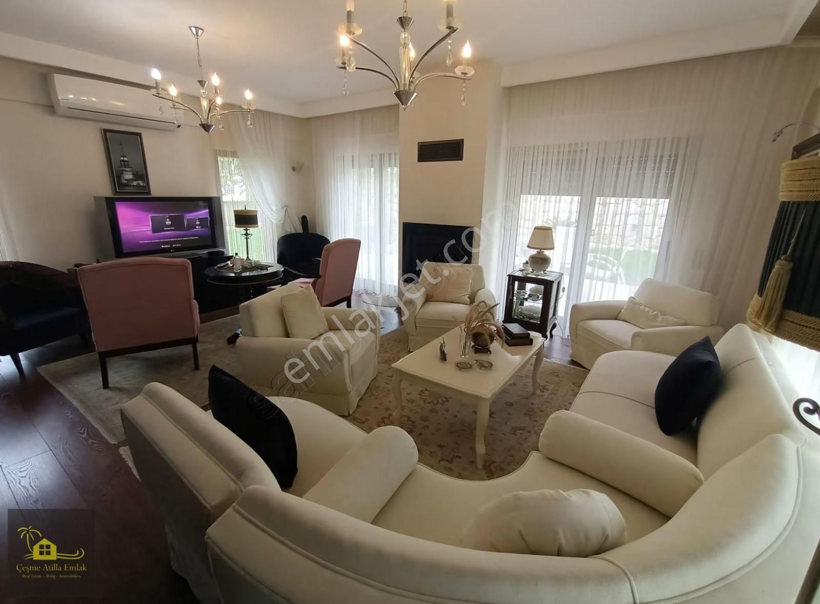 Çeşme Merkez'de Satılık Tam Müstakil 390m2 Arsa İçinde Villa - Görsel 31