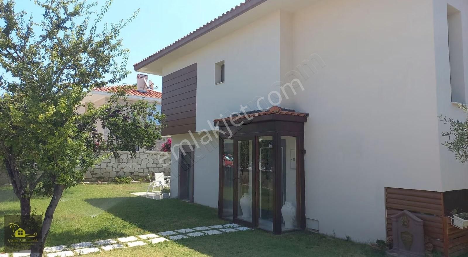 Çeşme Merkez'de Satılık Tam Müstakil 390m2 Arsa İçinde Villa - Görsel 21