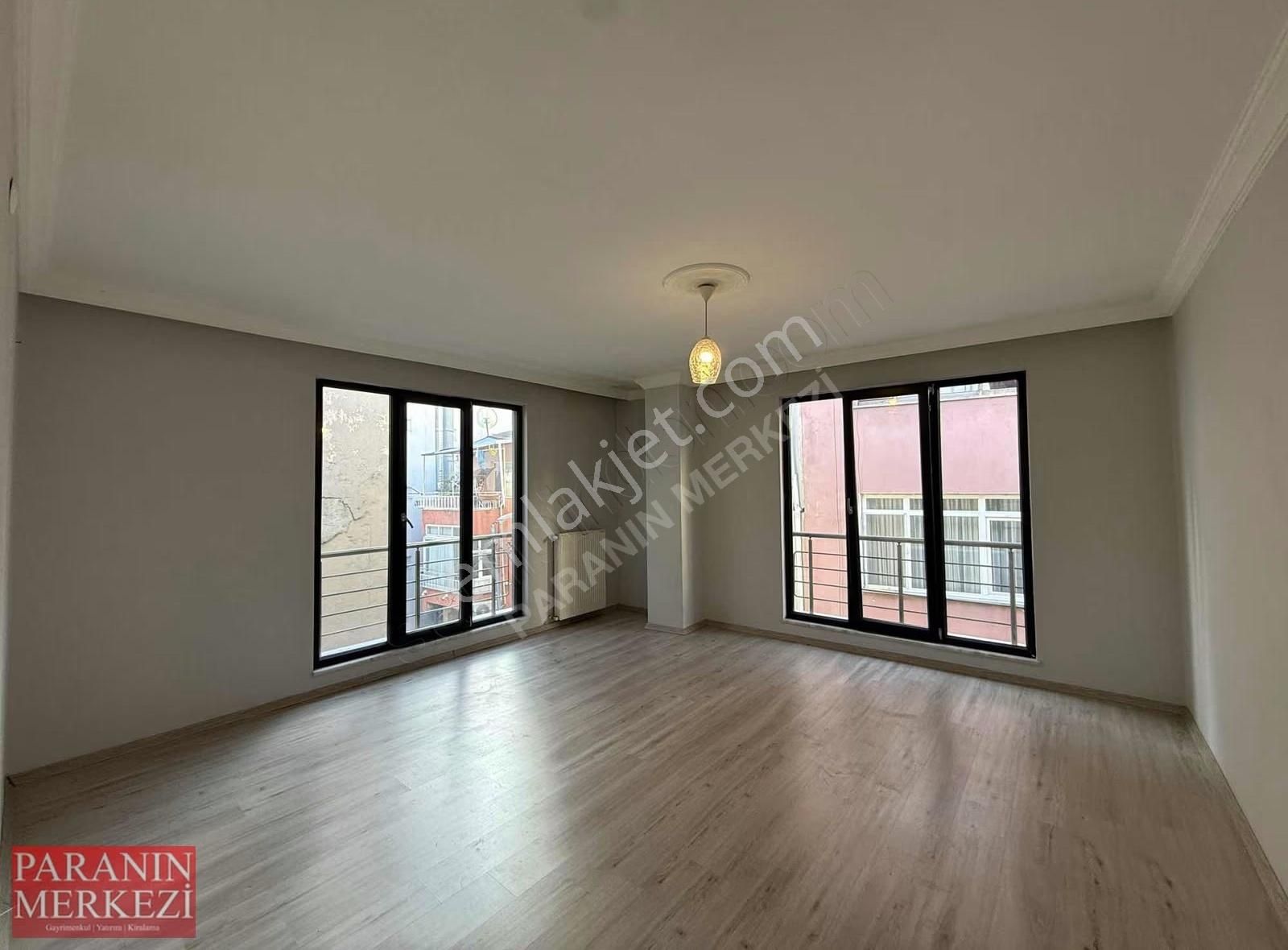 Yenı Bına,cadde Üzeri , Eşyasız 3+2 Dubleks Daire Metro 15dk