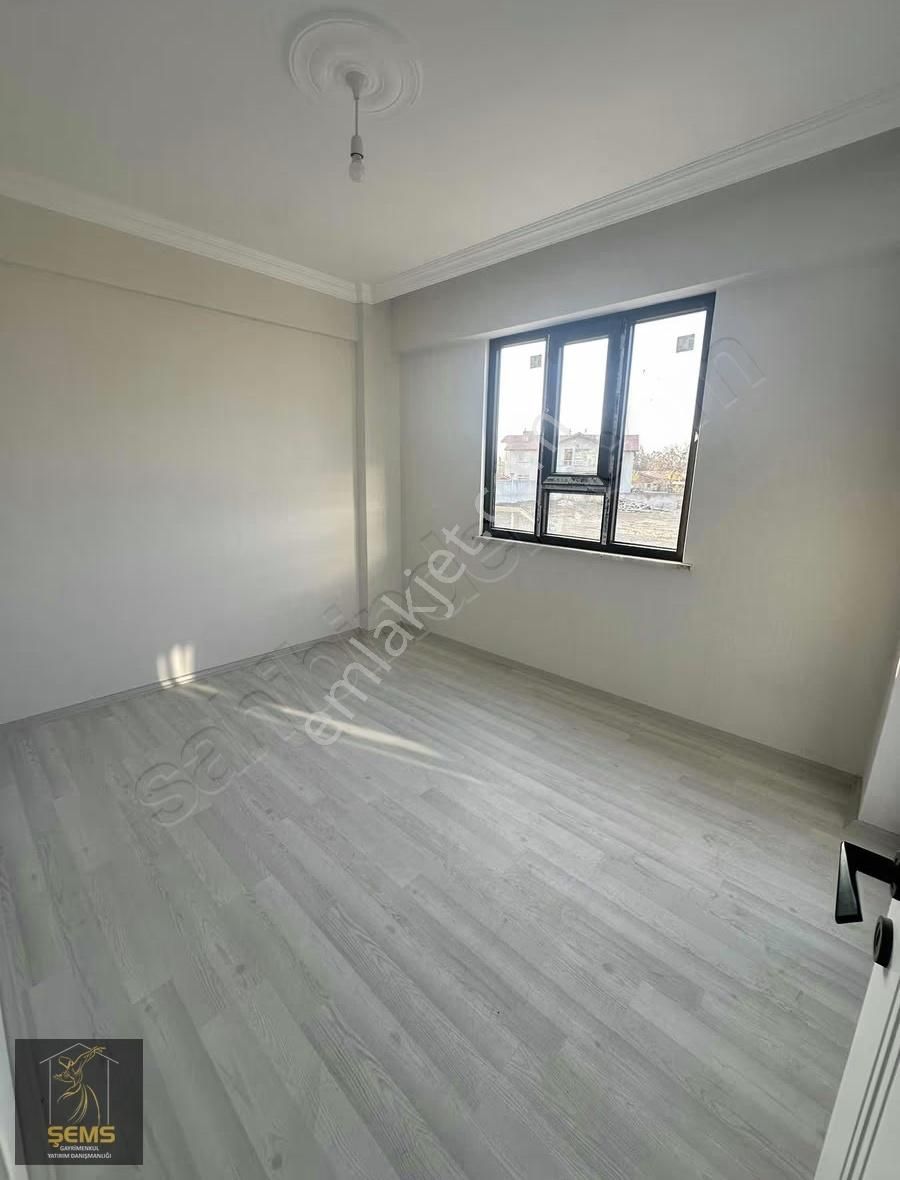 Şems'ten Karamanyolu Yakını 3+1 Daire - Görsel 6