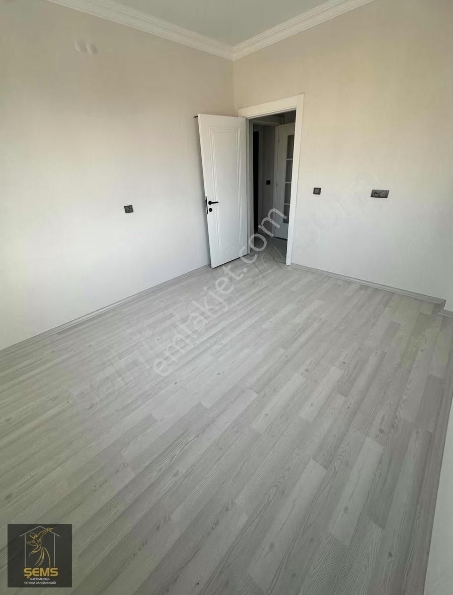 Şems'ten Karamanyolu Yakını 3+1 Daire - Görsel 7