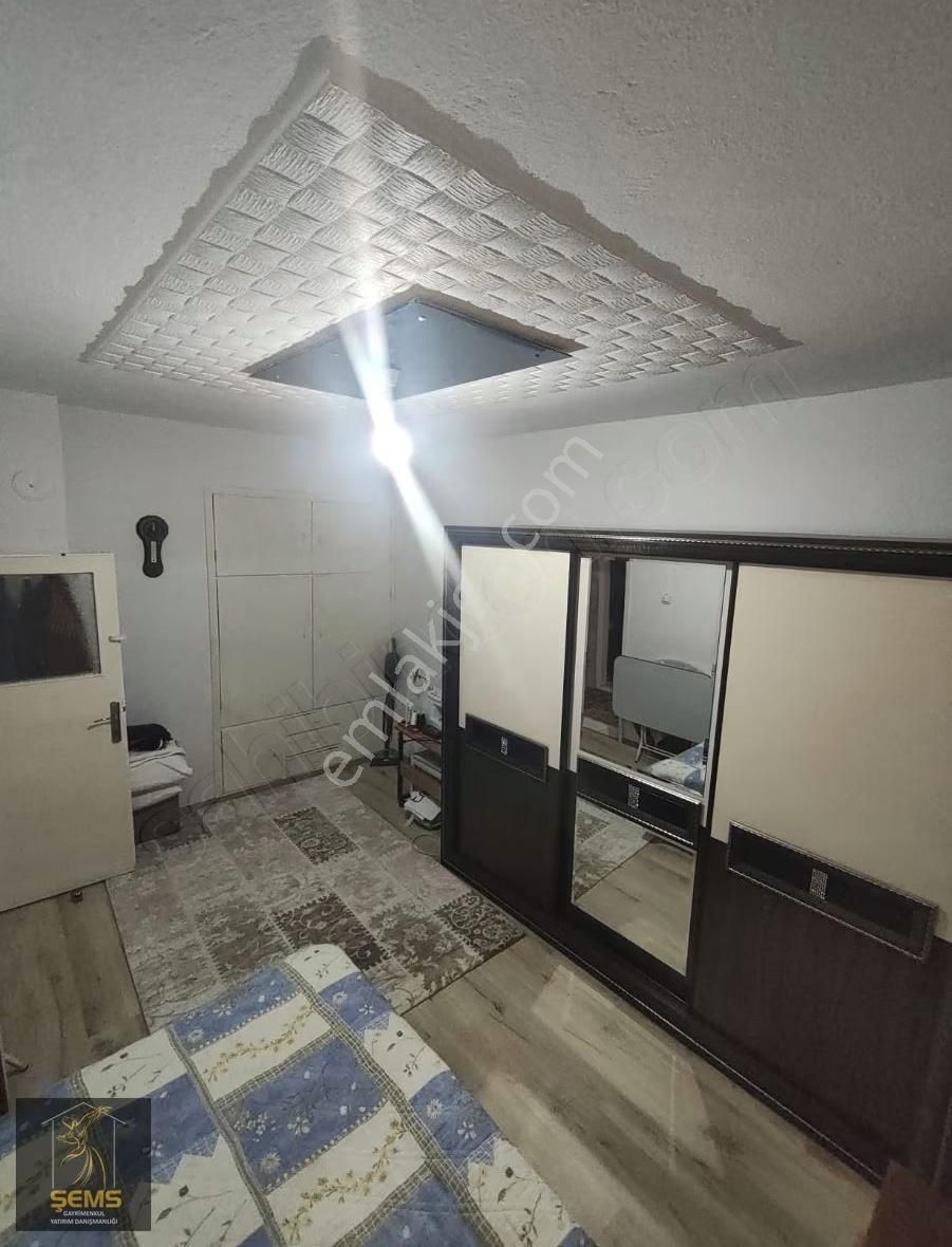 Tramvay Durağında Eminevim Banka Kredisine Uygun Bakımlı Daire - Görsel 25