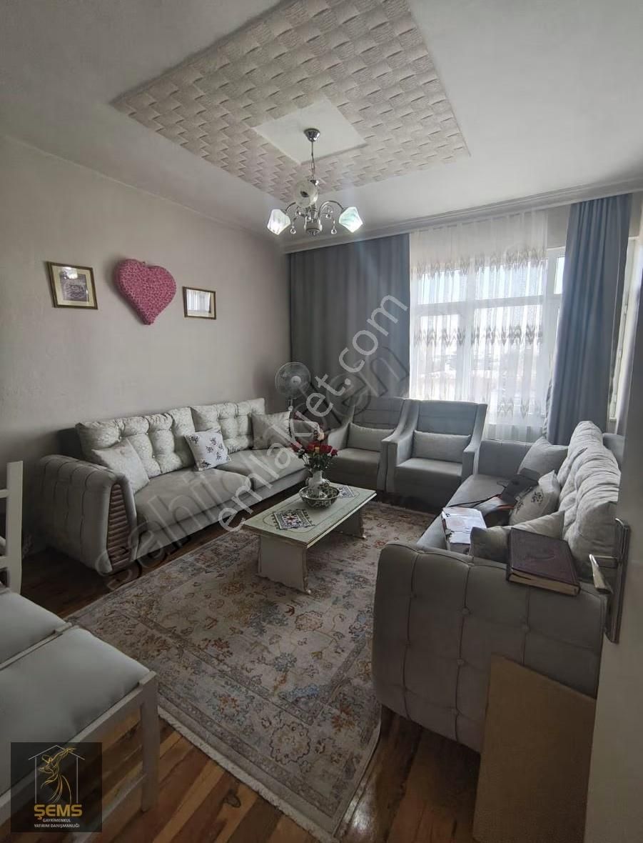 Tramvay Durağında Eminevim Banka Kredisine Uygun Bakımlı Daire - Görsel 15