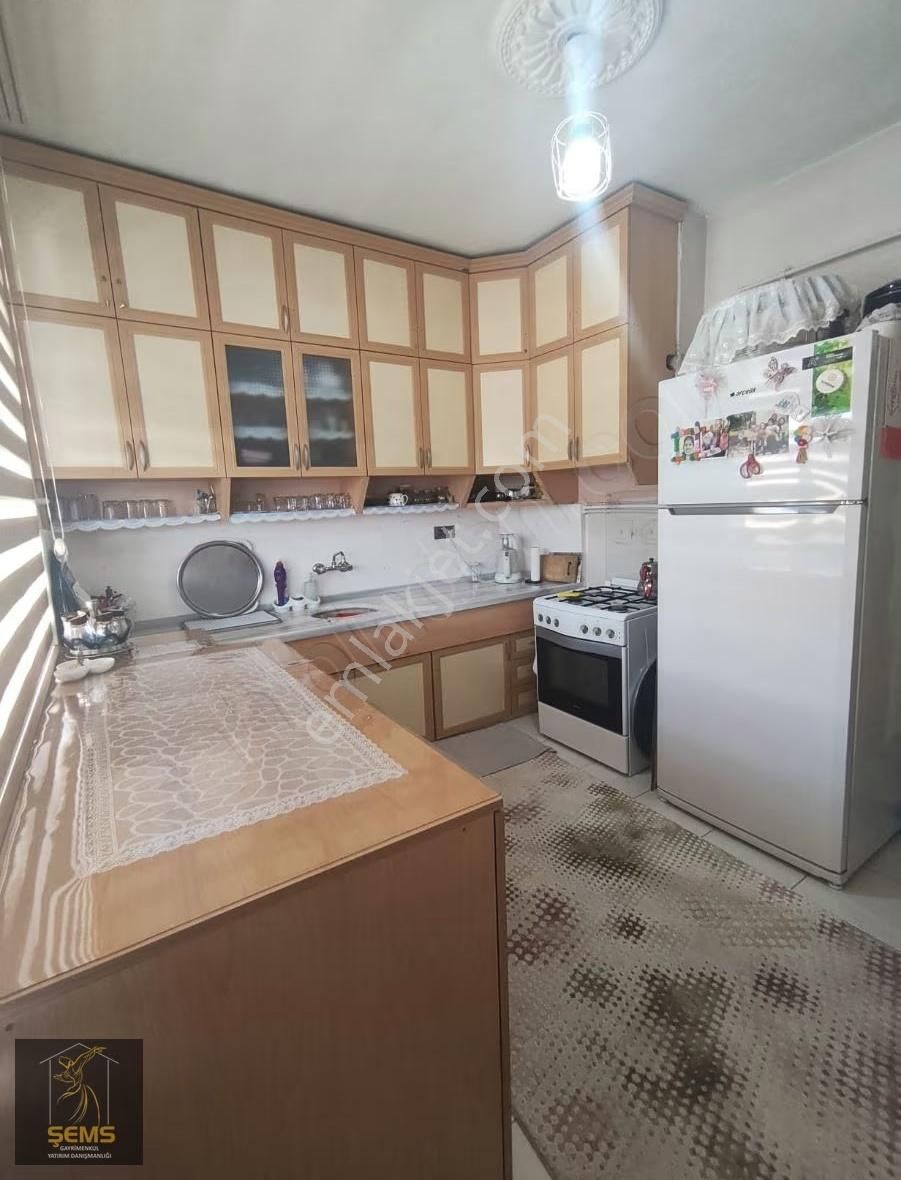 Tramvay Durağında Eminevim Banka Kredisine Uygun Bakımlı Daire - Görsel 9