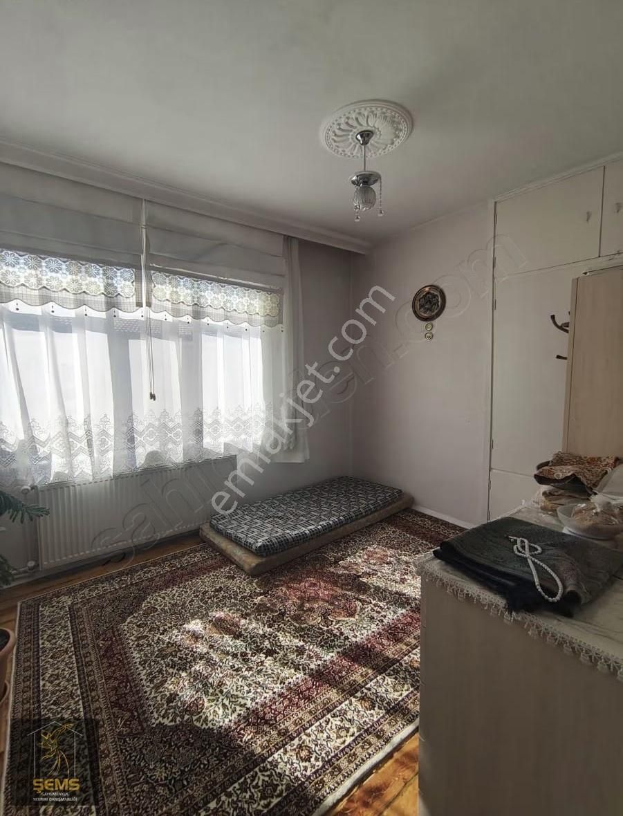 Tramvay Durağında Eminevim Banka Kredisine Uygun Bakımlı Daire - Görsel 12