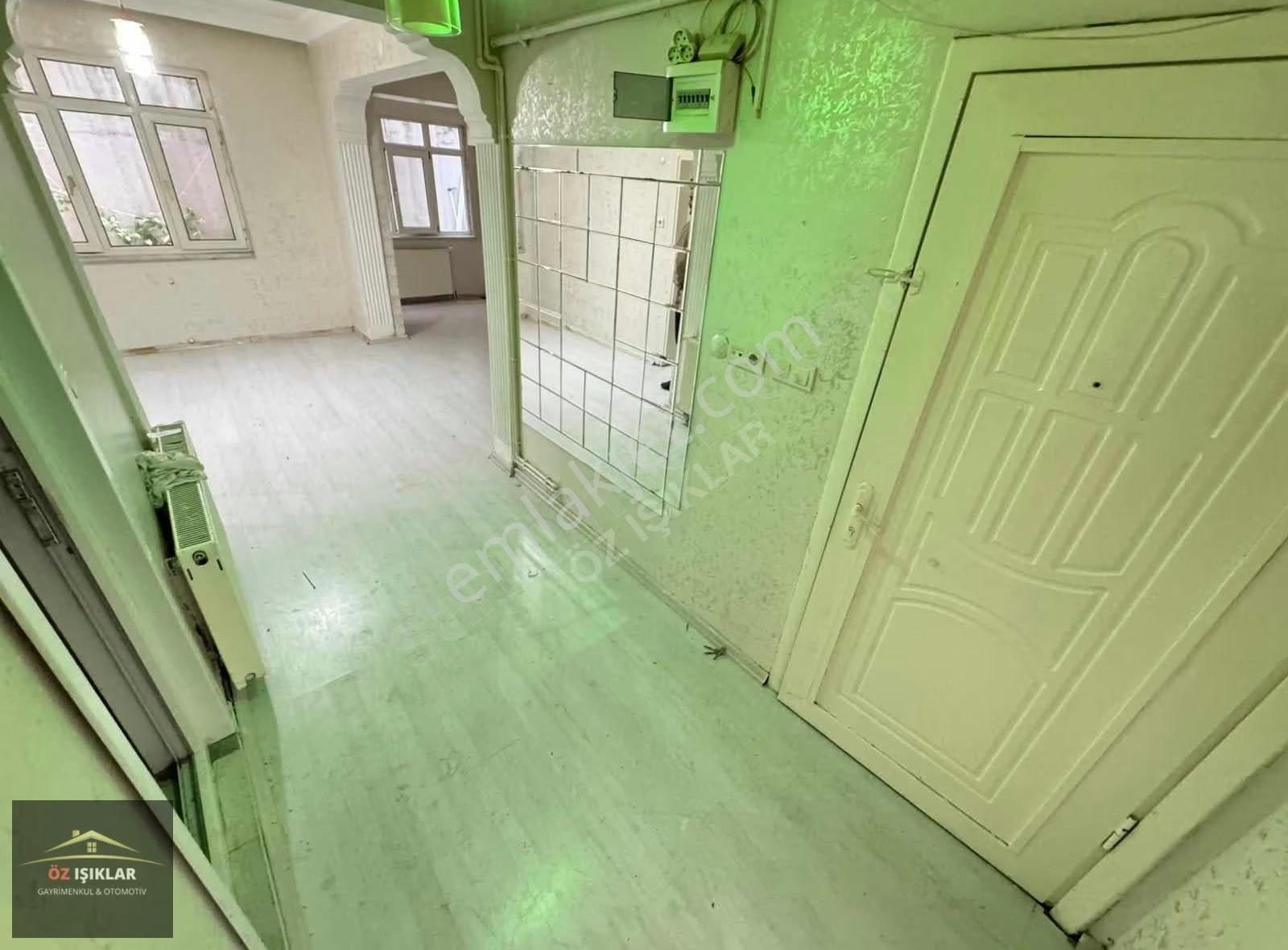 Öz Işıklardan Satılık Uğurmumcu Mah'de 120 M2 / 3+1 Bahçe Katı