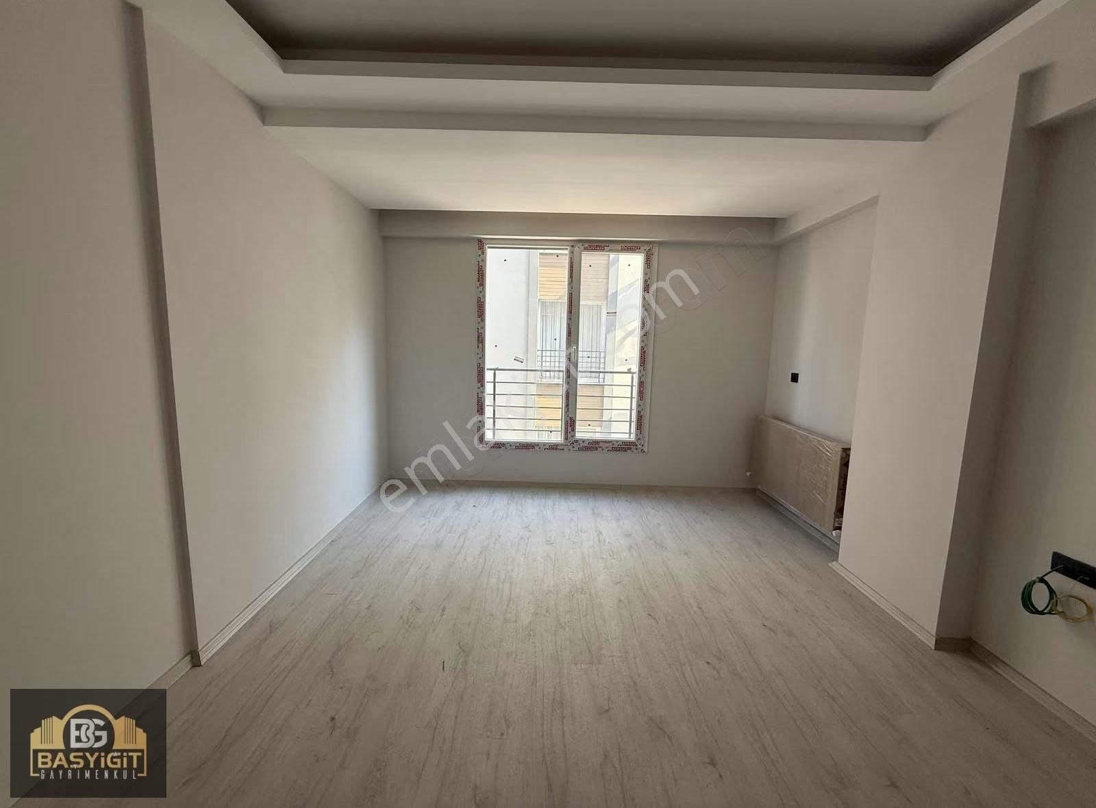 Efendi Mah.nur Cami Yakını 2+1,95m2 Satılık Arakat Sıfır Daire - Görsel 4