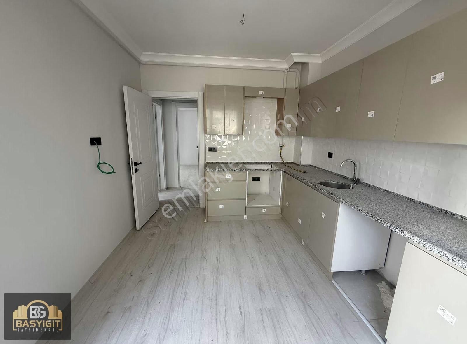 Efendi Mah.nur Cami Yakını 2+1,95m2 Satılık Arakat Sıfır Daire - Görsel 10