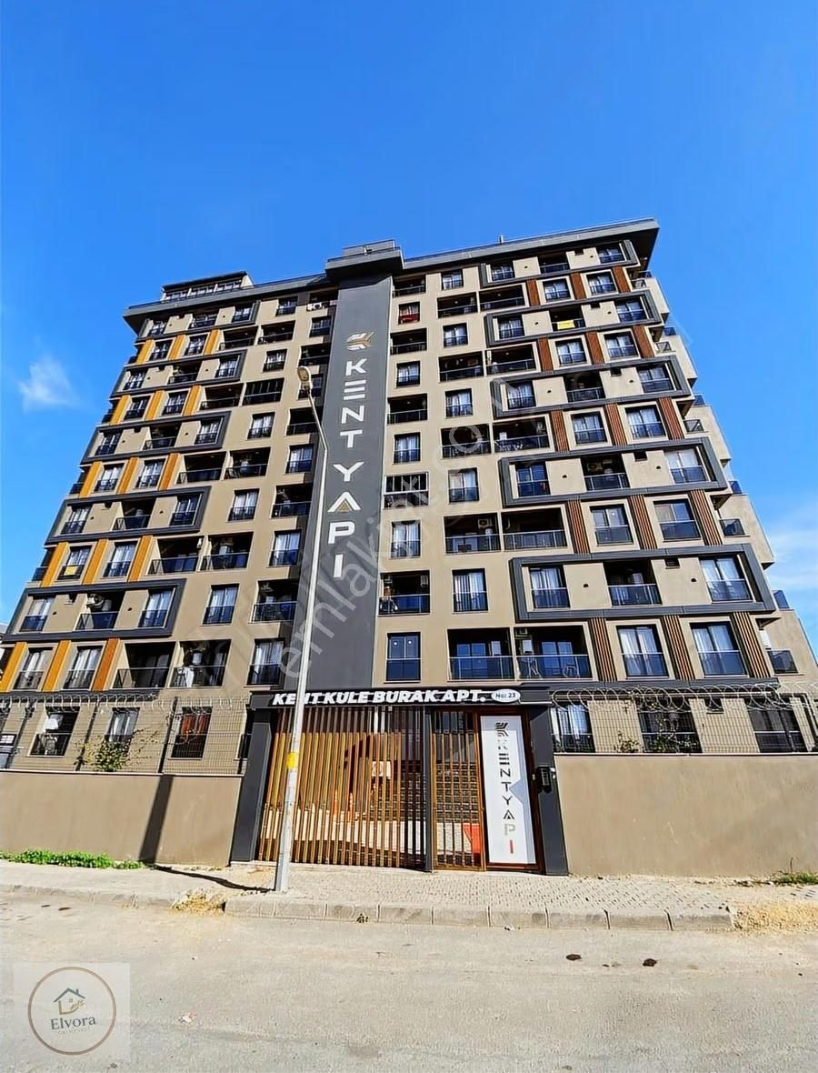 Buca Çamlıkule Site İçinde Havuzlu Eşyalı 1+1 Kiralık Daire