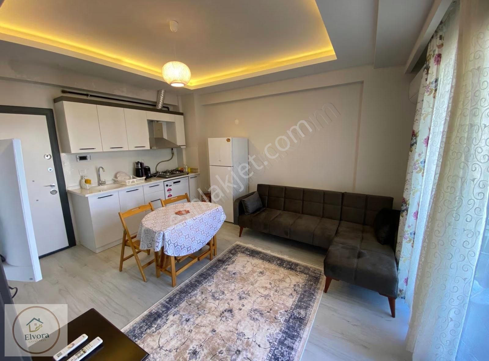 Buca Çamlıkule Site İçinde Havuzlu Eşyalı 1+1 Kiralık Daire - Görsel 11