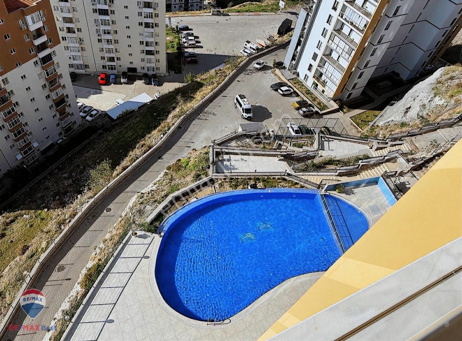 35 Yakakent Site İçinde , Havuzlu 3+1 Geniş Daire Satılık - Görsel 19