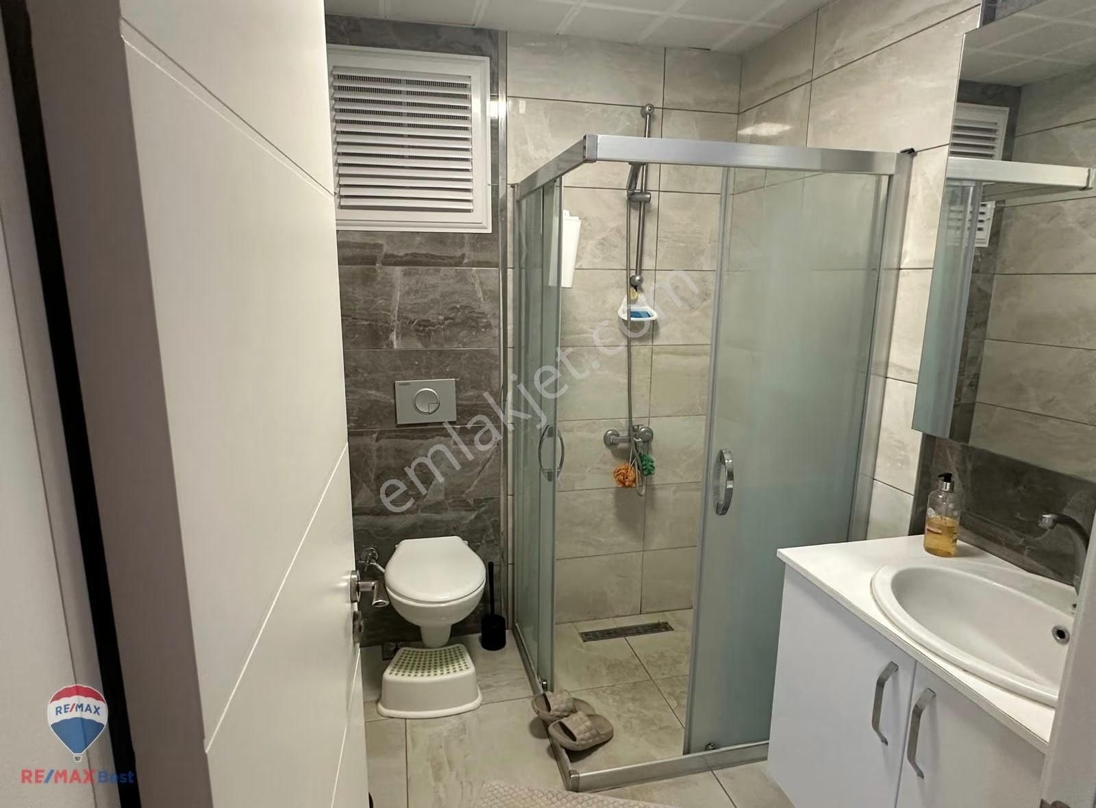 35 Yakakent Site İçinde , Havuzlu 3+1 Geniş Daire Satılık - Görsel 7