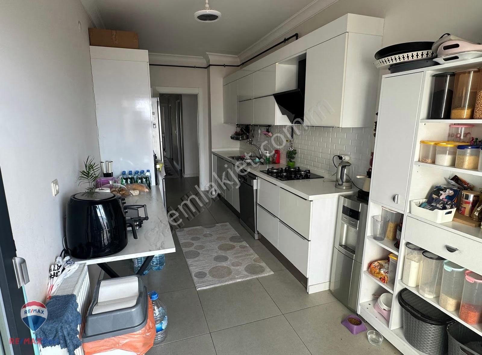 35 Yakakent Site İçinde , Havuzlu 3+1 Geniş Daire Satılık - Görsel 21
