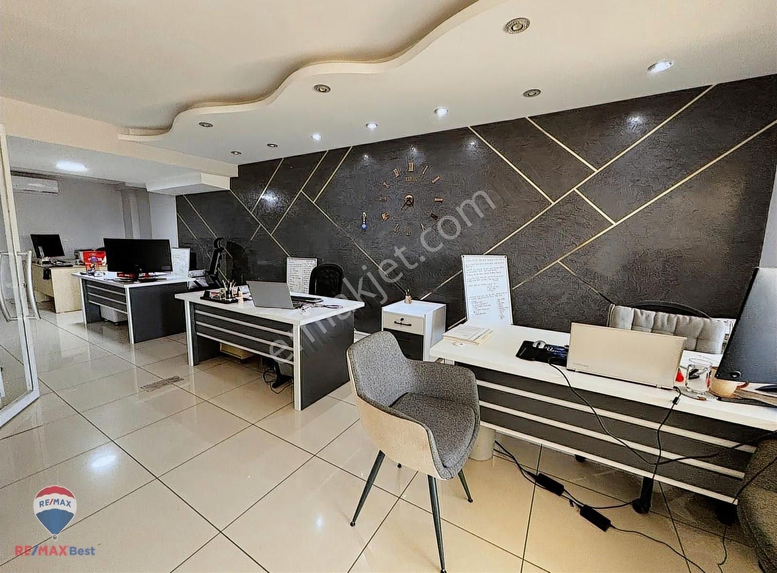 13 Karşıyaka Sahilde Kiralık Lüks İşyeri Ofis - Görsel 6