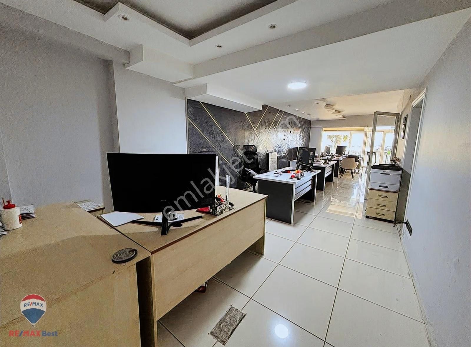 13 Karşıyaka Sahilde Kiralık Lüks İşyeri Ofis - Görsel 20