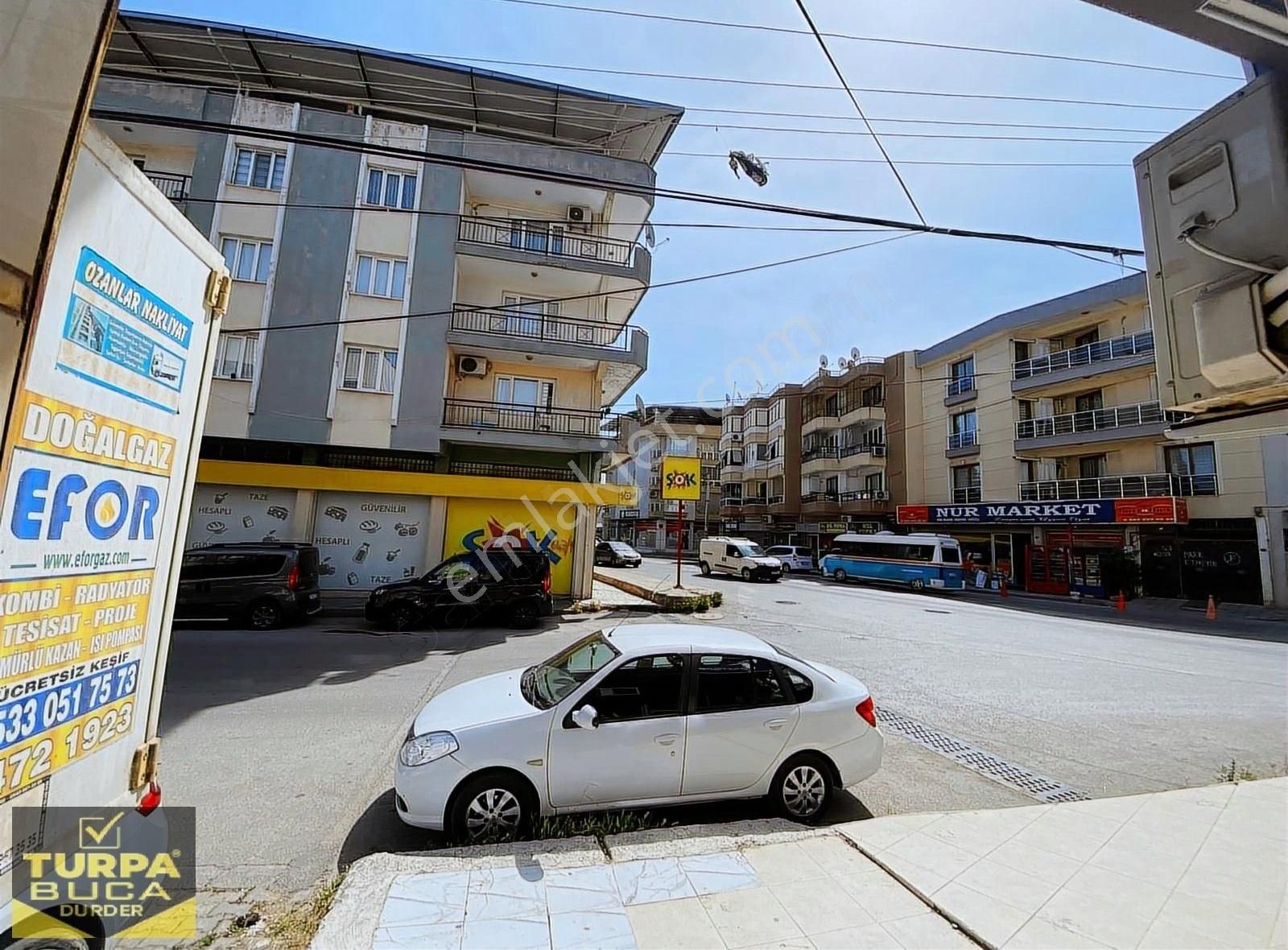 Turpa' Dan Yeşilbağlar' Da Cadde Üstü 2+1 Balkonlu D.gazlı Daire - Görsel 26