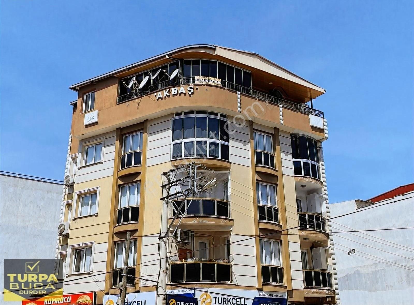 Turpa' Dan Yeşilbağlar' Da Cadde Üstü 2+1 Balkonlu D.gazlı Daire - Görsel 4