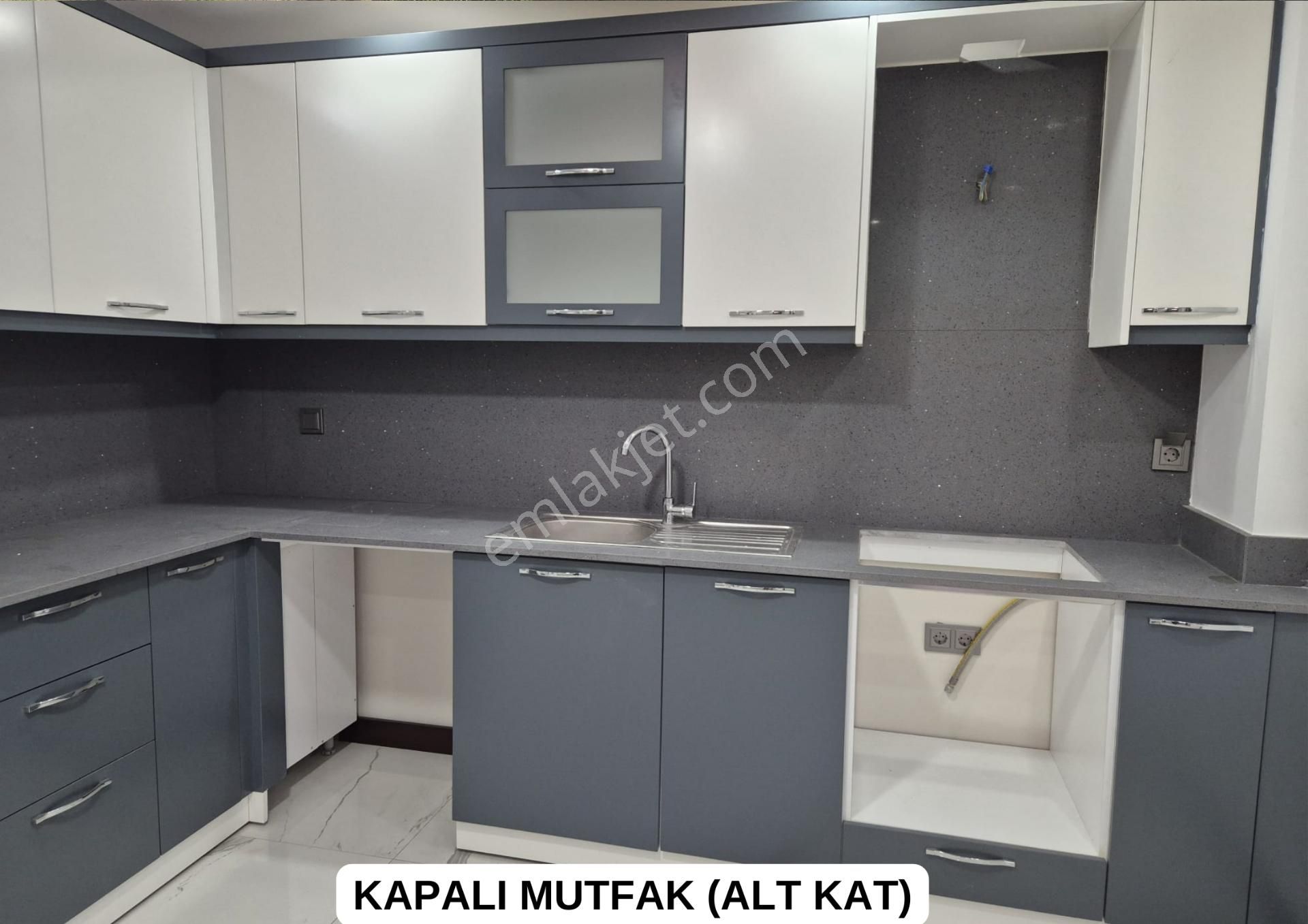 Antalya-döşemealtı-altınkale-kiralık 5+1 Çatı Dublex-sıfır-d.gaz-içi Boş - Görsel 4
