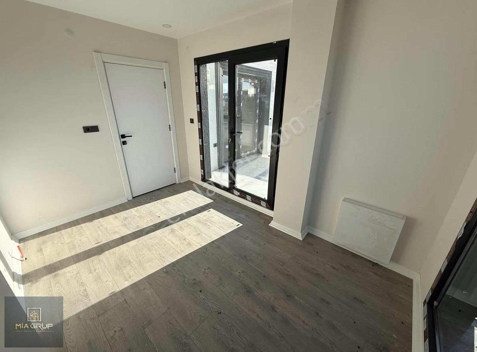 Mia Grup // Denize 50 Mt Müstakil 4+1 Lüx Villa - Görsel 4