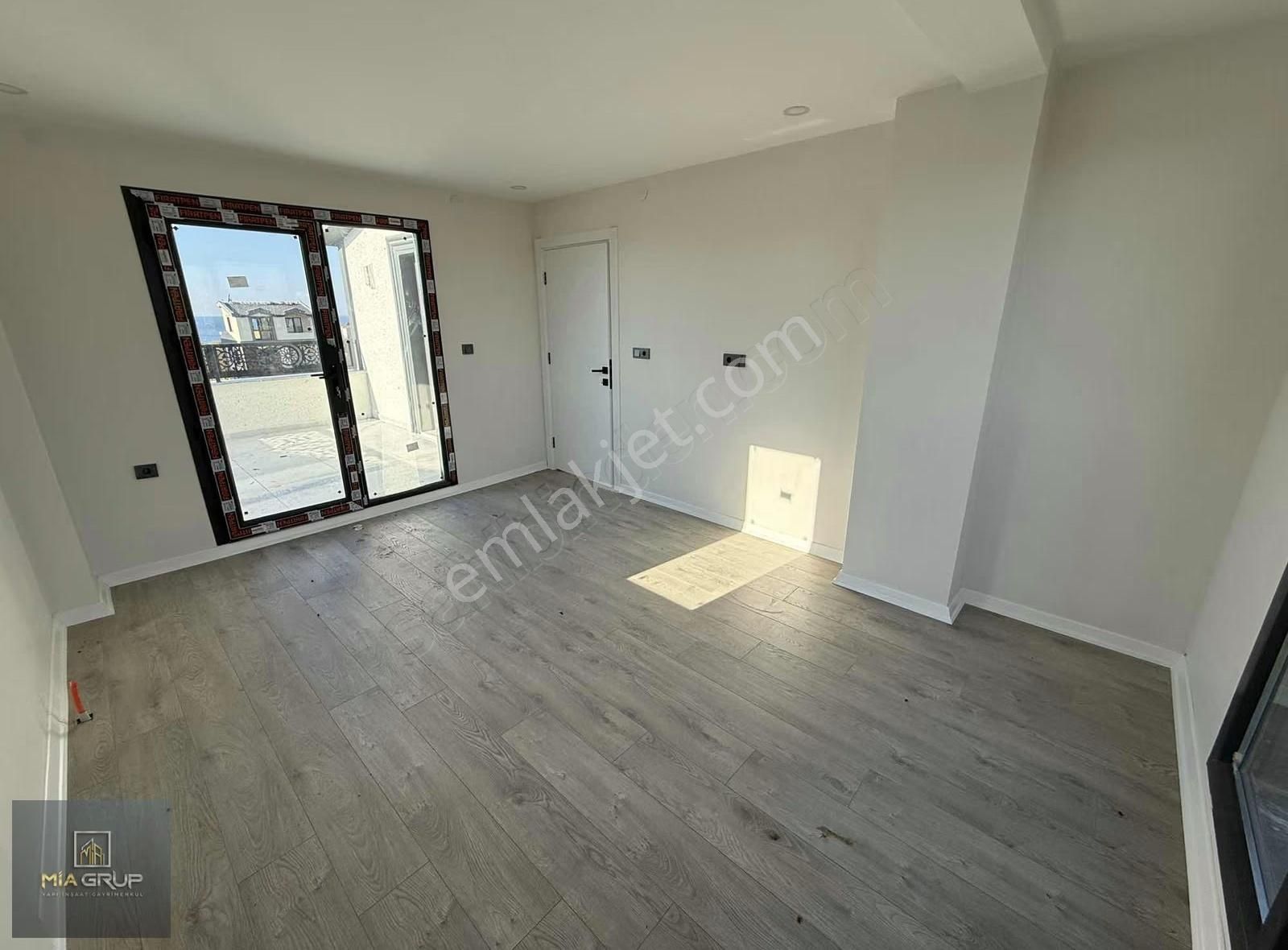 Mia Grup // Denize 50 Mt Müstakil 4+1 Lüx Villa - Görsel 3