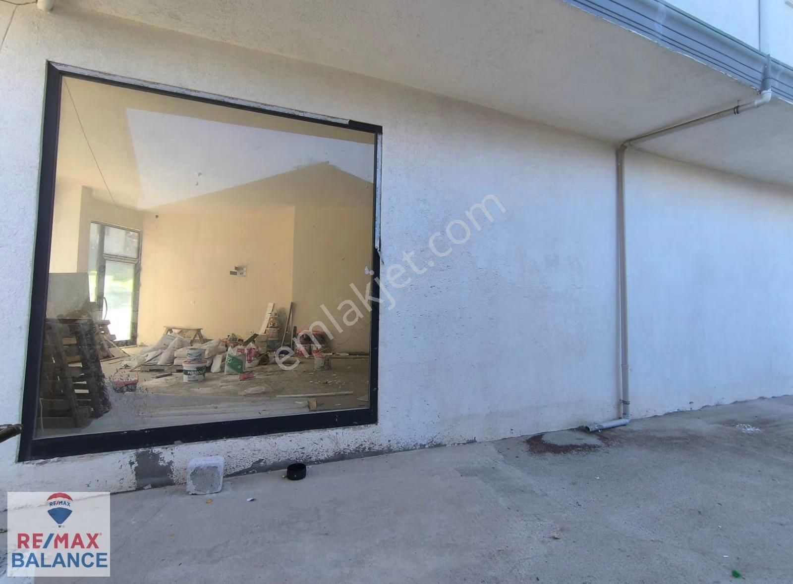 Sultanbeyli Fatih Mahallesinde Cadde Üzeri Kiralık Sıfır Dükkan - Görsel 5