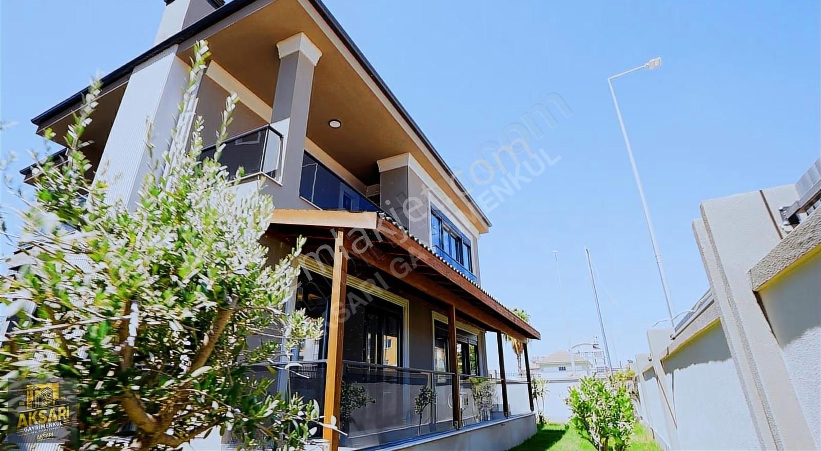 Döşemealtında 3+1 Ultra Lüks Satılık Villa Takasa Uygun - Görsel 9