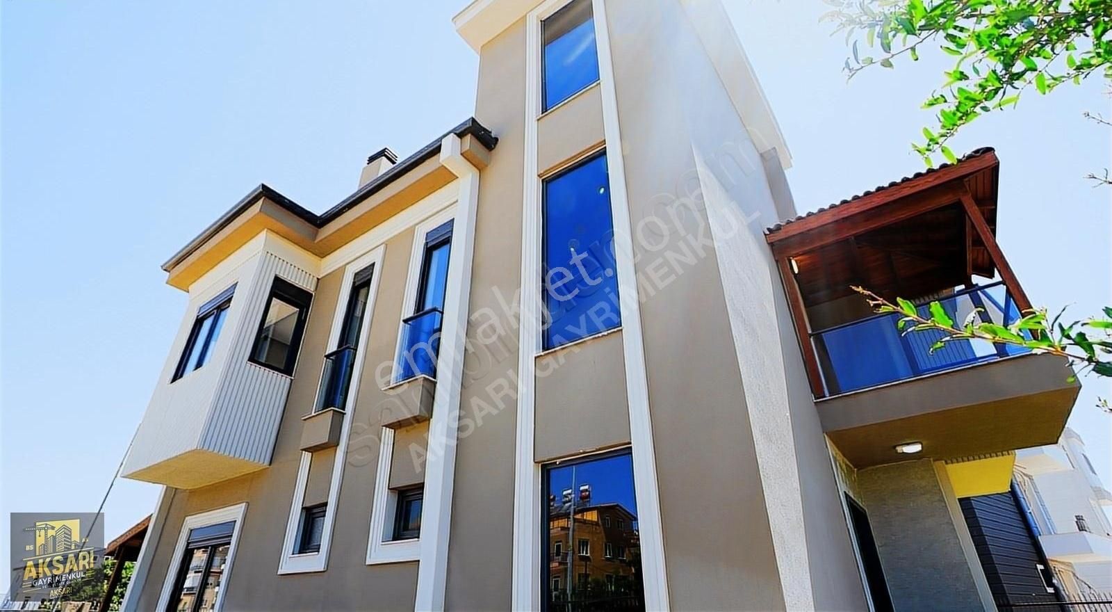 Döşemealtında 3+1 Ultra Lüks Satılık Villa Takasa Uygun - Görsel 8