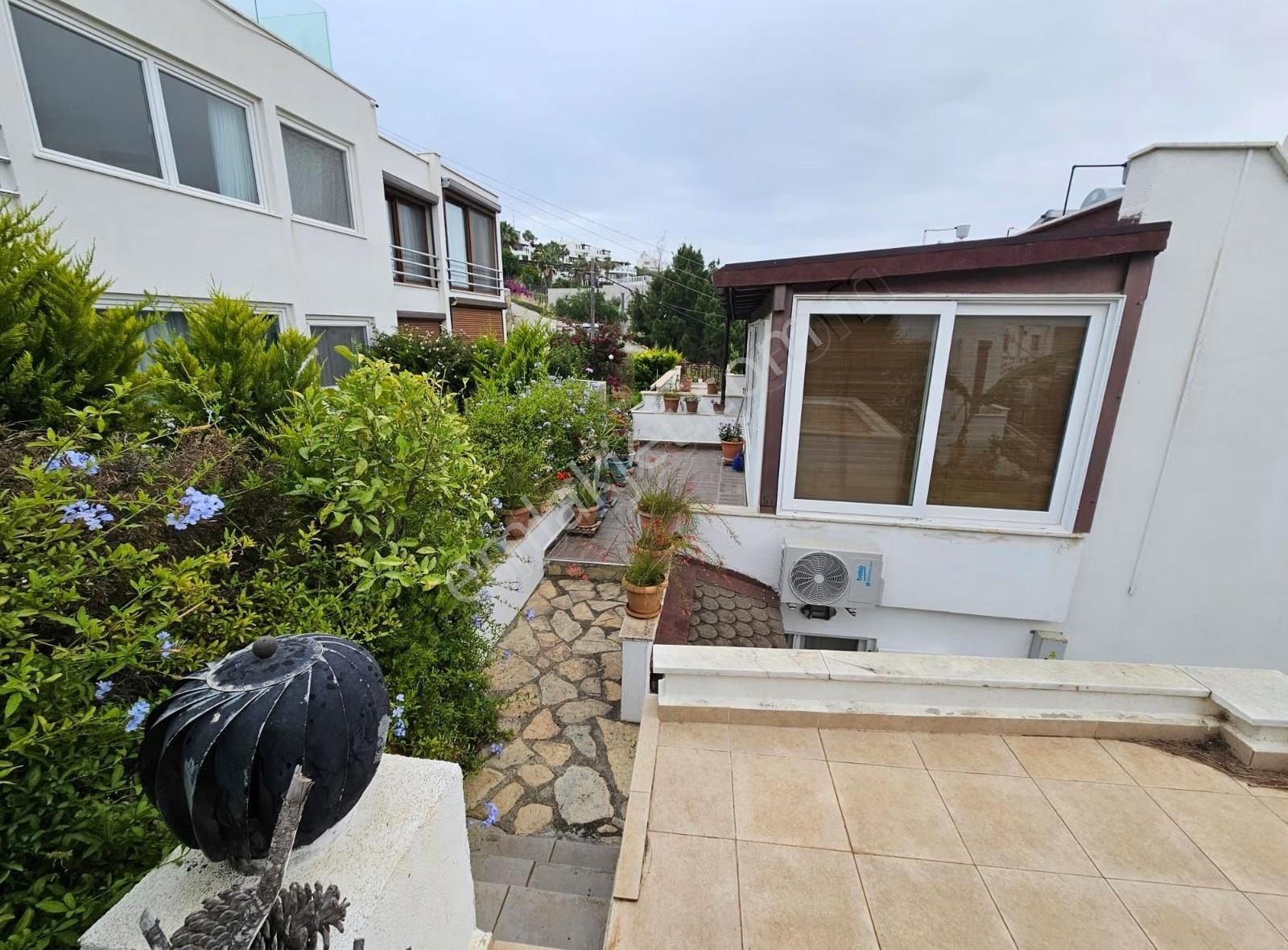 Bodrum Akyalar Günbatımı Sitesinde Uygun Satılık Müstakil Ev - Görsel 12