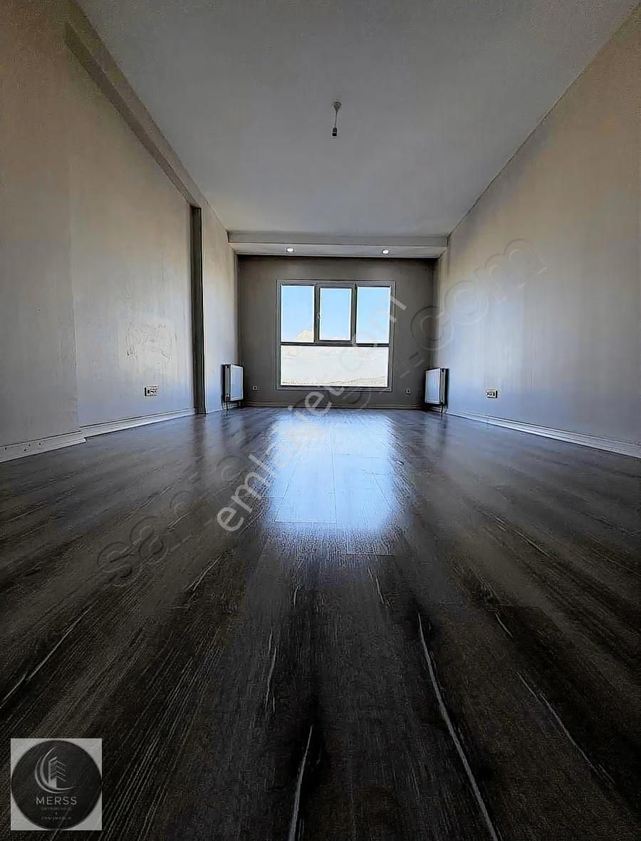 Sultanbeyli Battalgazi 'de Site'de 130 M2 3+1 Daire Satılıktır - Görsel 3