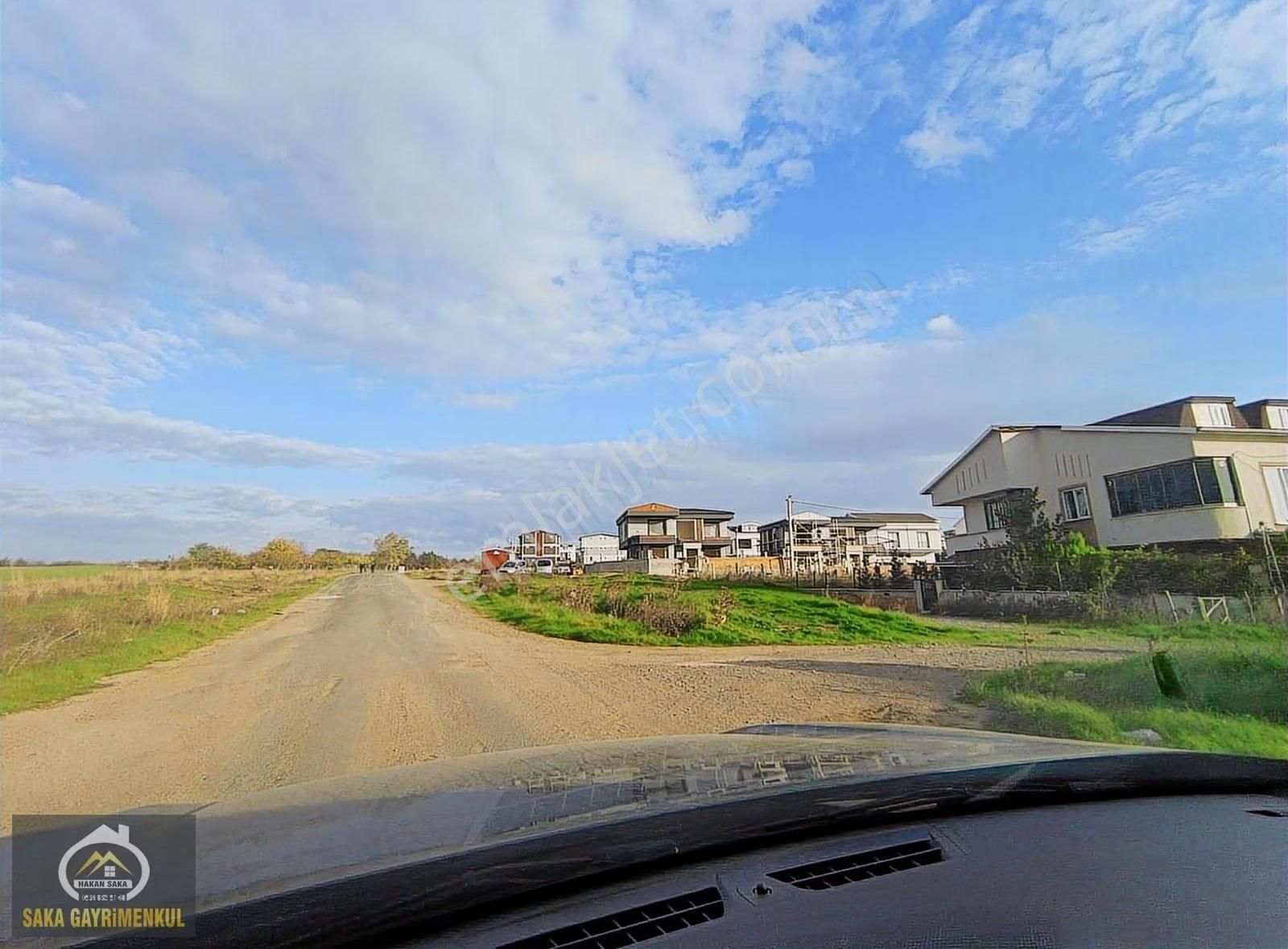 Satılık Çeşmeli Mahallesinde Yapılaşma İçerisinde Denize 100 Mt - Görsel 12