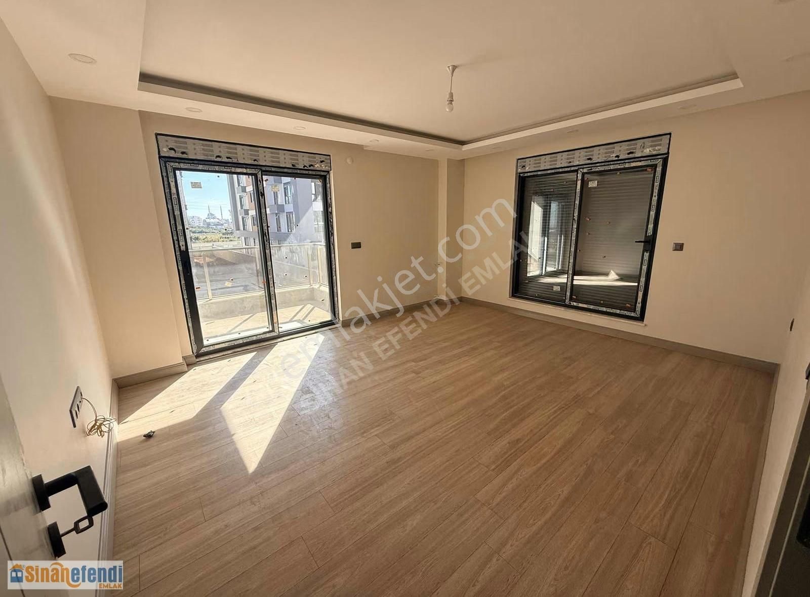 Sinanefendi Eml'dan Çankaya'da Sıfır Havuzlu Site2+1 110m² Daire