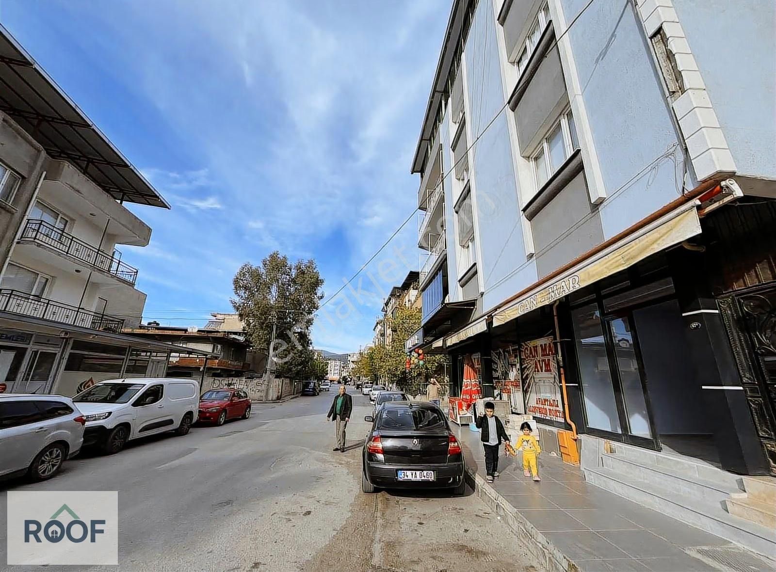 Ana Cadde Üzerinde Yüksek Reklam Değerine Kiralık Dükkan - Görsel 22