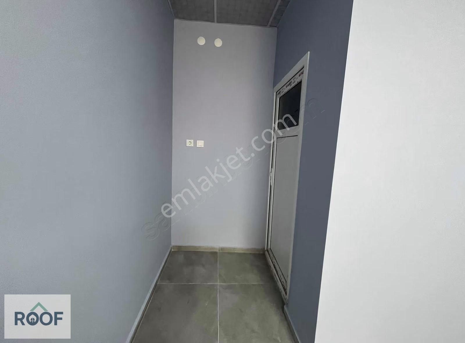 Ana Cadde Üzerinde Yüksek Reklam Değerine Kiralık Dükkan - Görsel 15