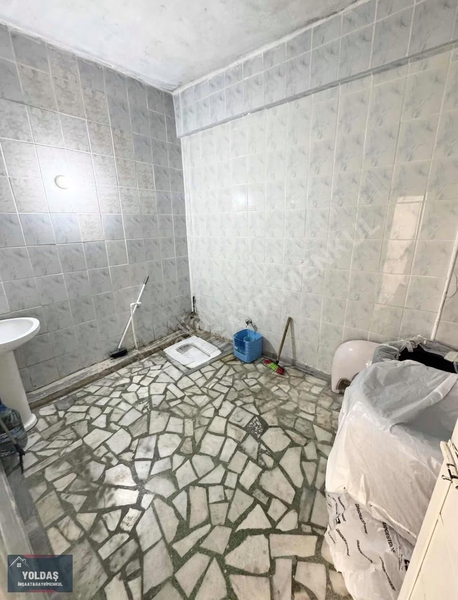 Yoldaş İnşaat'tan Kiralık 85 M2 Giriş Dükkan - Görsel 12